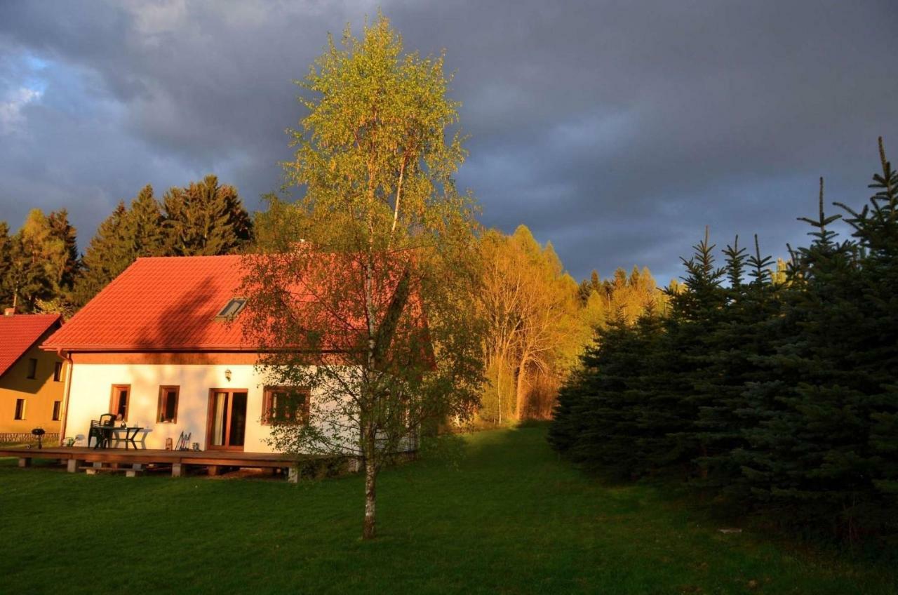 Dom Na Pstraznicy Villa Kudowa Zdroj Exterior photo